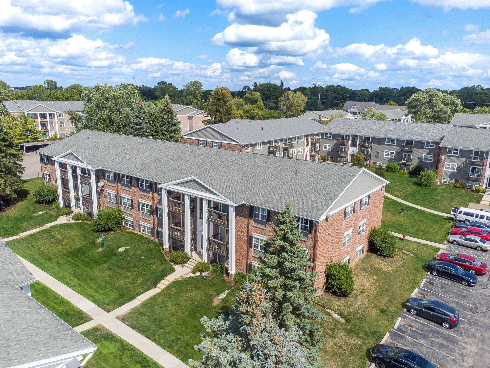 Exterior at Okemos MI Apartments | Knob Hill Apartments in Okemos, MI